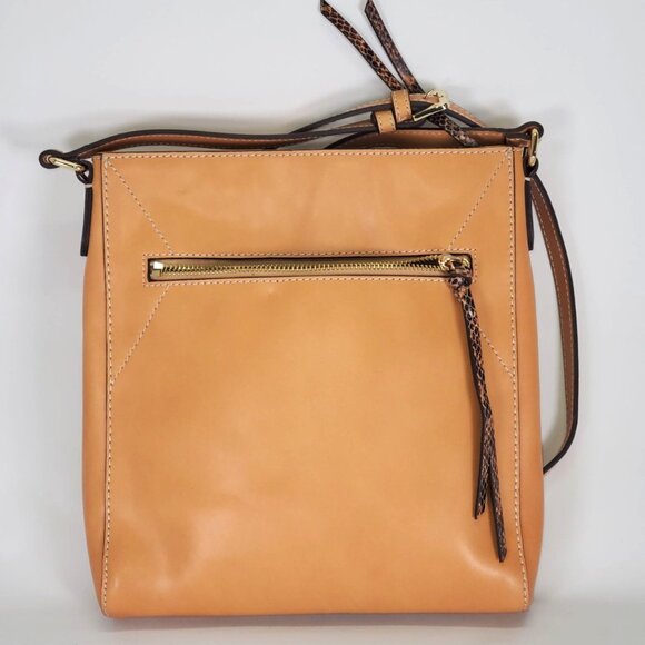 NWOT G.I.L.I. Women's Honey Brown Leather Flat Double Zip Crossbody 1438 - Picture 9 of 11